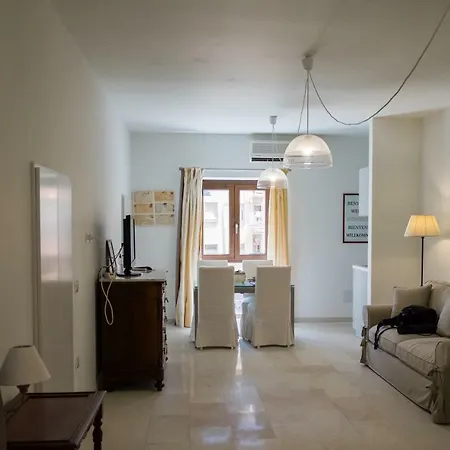 Loft Garibaldi 128 דירה