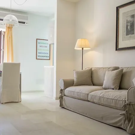 דירה Loft Garibaldi 128 קליארי