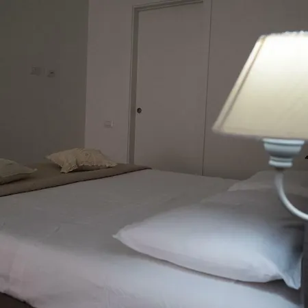 Loft Garibaldi 128 קליארי